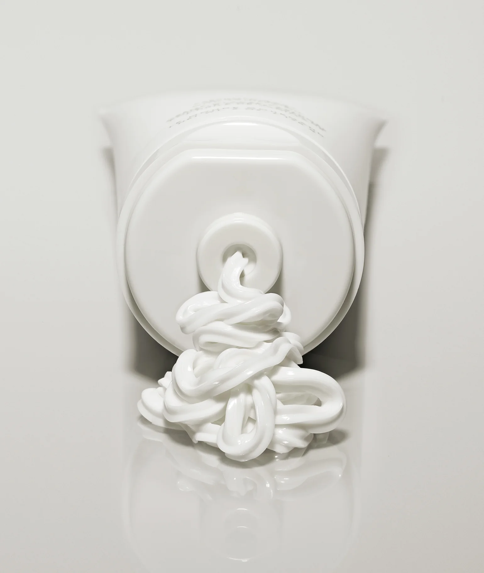 Lait de Coco Perfumed Body Icing Crème - Image 3